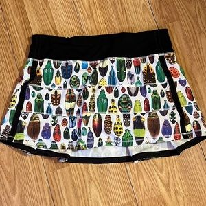 Lululemon bugs pace setter skirt